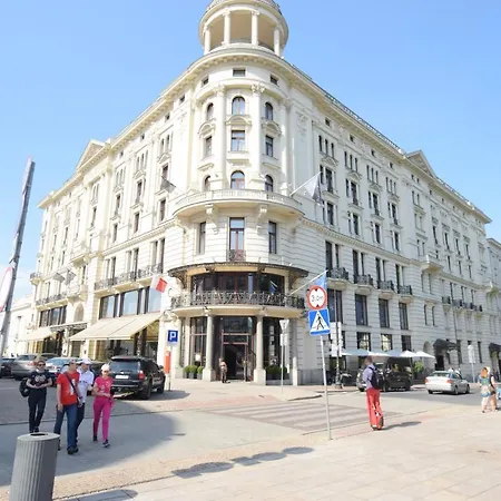 Lägenhet Elegant Promenade Ii Warszawa
