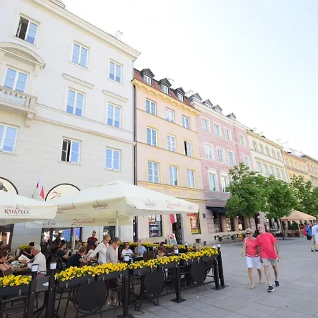 Elegant Promenade Ii Warsaw