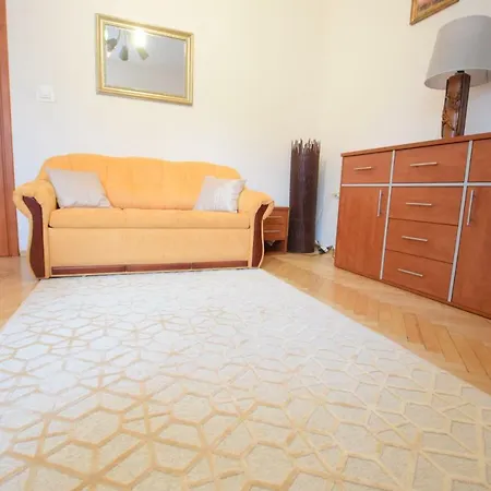 Apartment Elegant Promenade Ii *