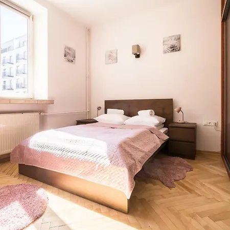 Elegant Promenade Ii Apartment Warsaw